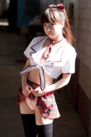 侵犯高傲女教师希崎在线观看