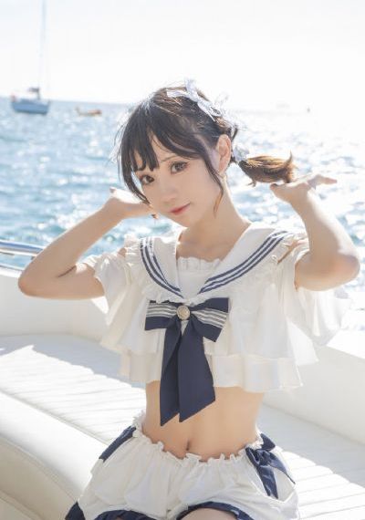 被老板抱进办公室糟蹋h