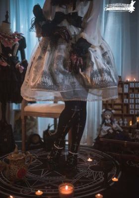 年轻的女教师2在线